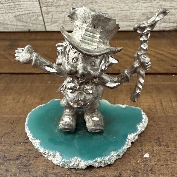Vintage Lucky Pewter Irish Leprechaun Figurine St Patrick’s Day Stone Slab - Picture 2 of 5